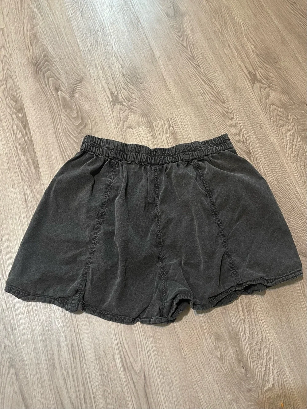 Free people poplin pull on short Relaxed Black Elastic-Waist medium